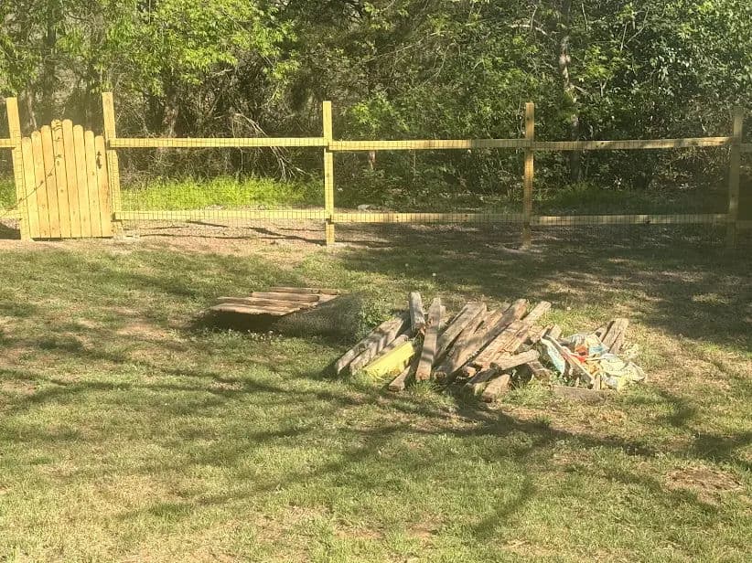 Project Old Fence Debris Hauled Away Clean in Pflugerville image