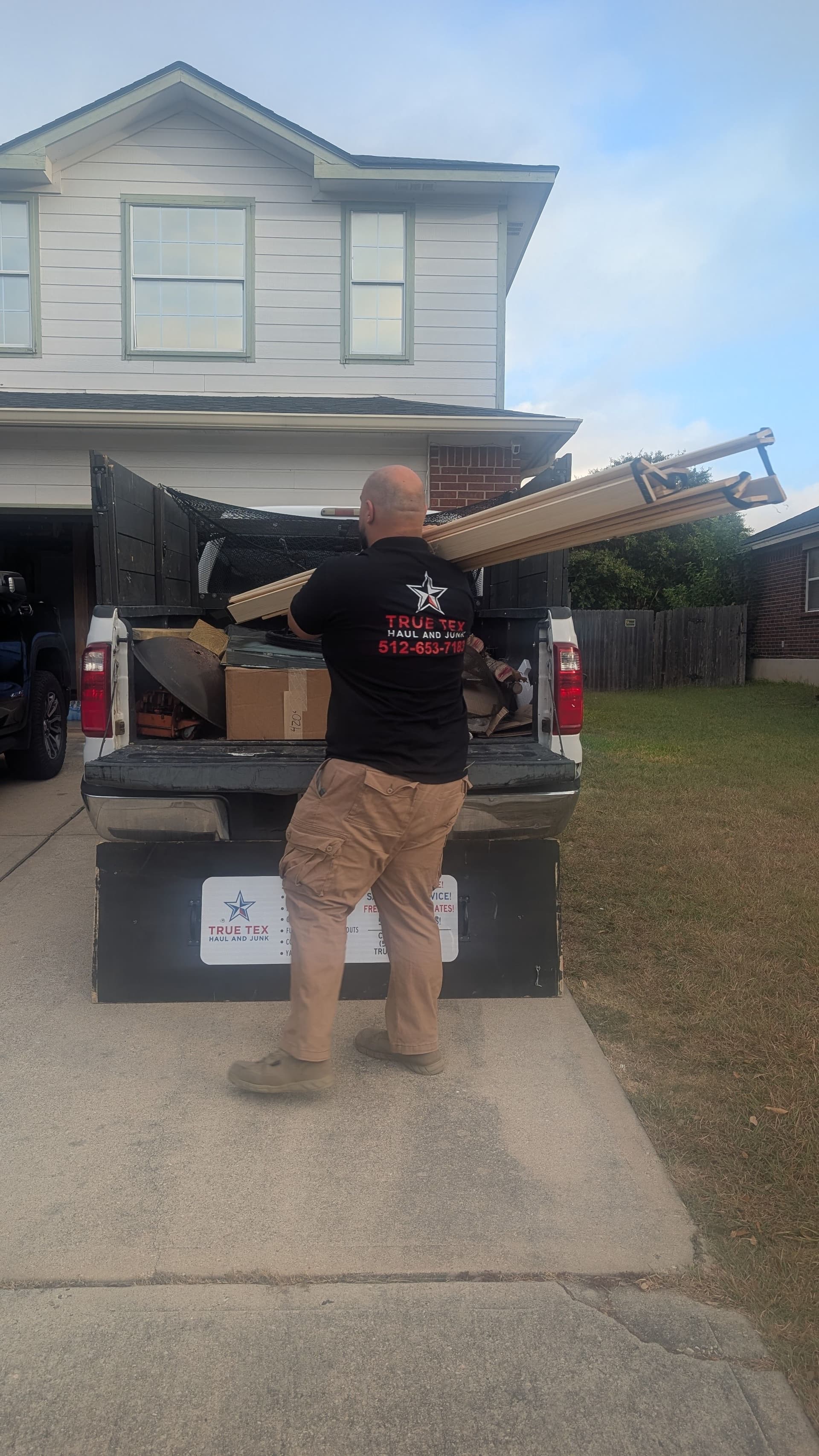 Garage Cleanout Completed in Pflugerville