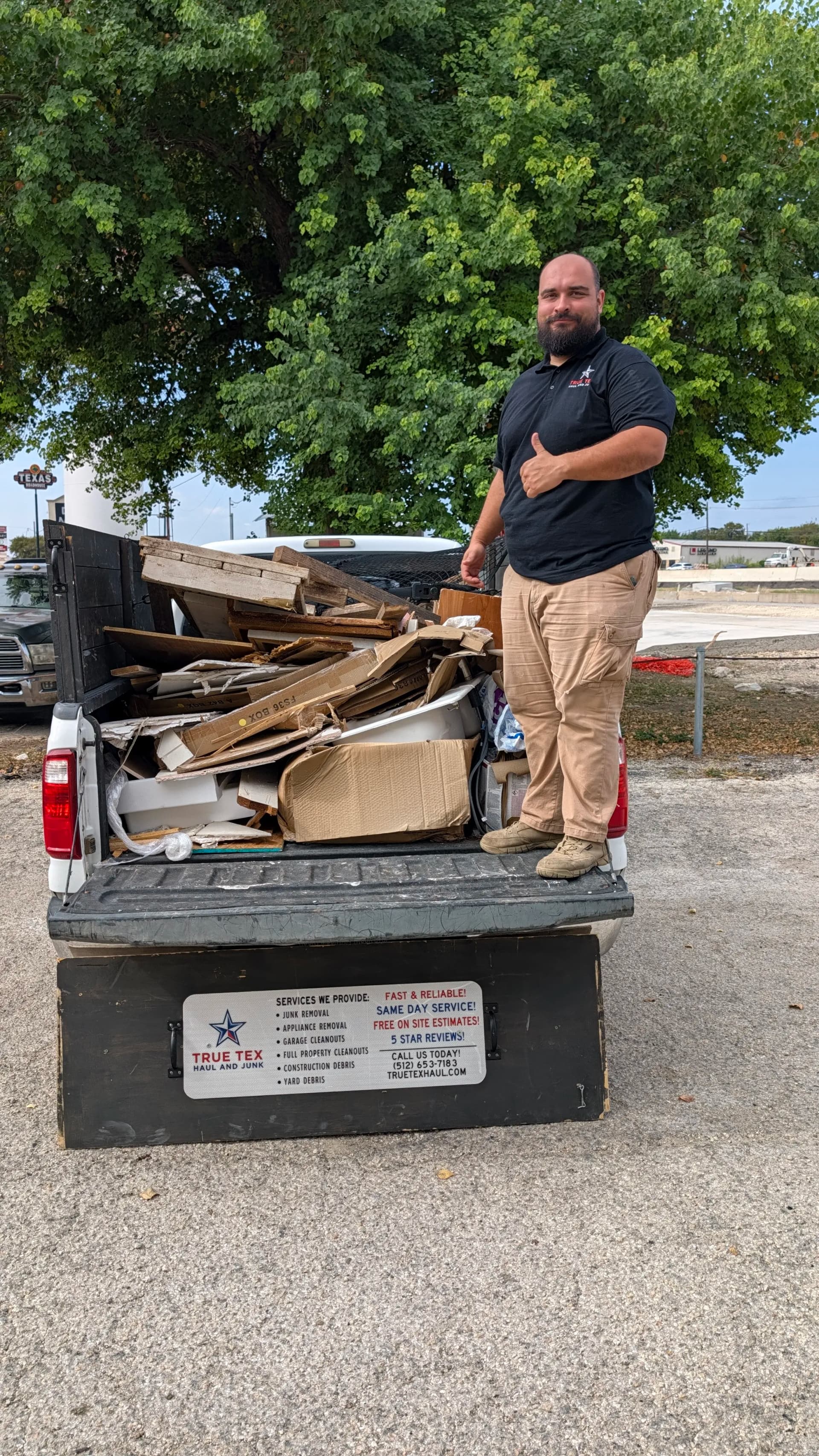 Gallery photos for Bathroom Remodel Debris Hauled Out of an Austin Home: Image #1