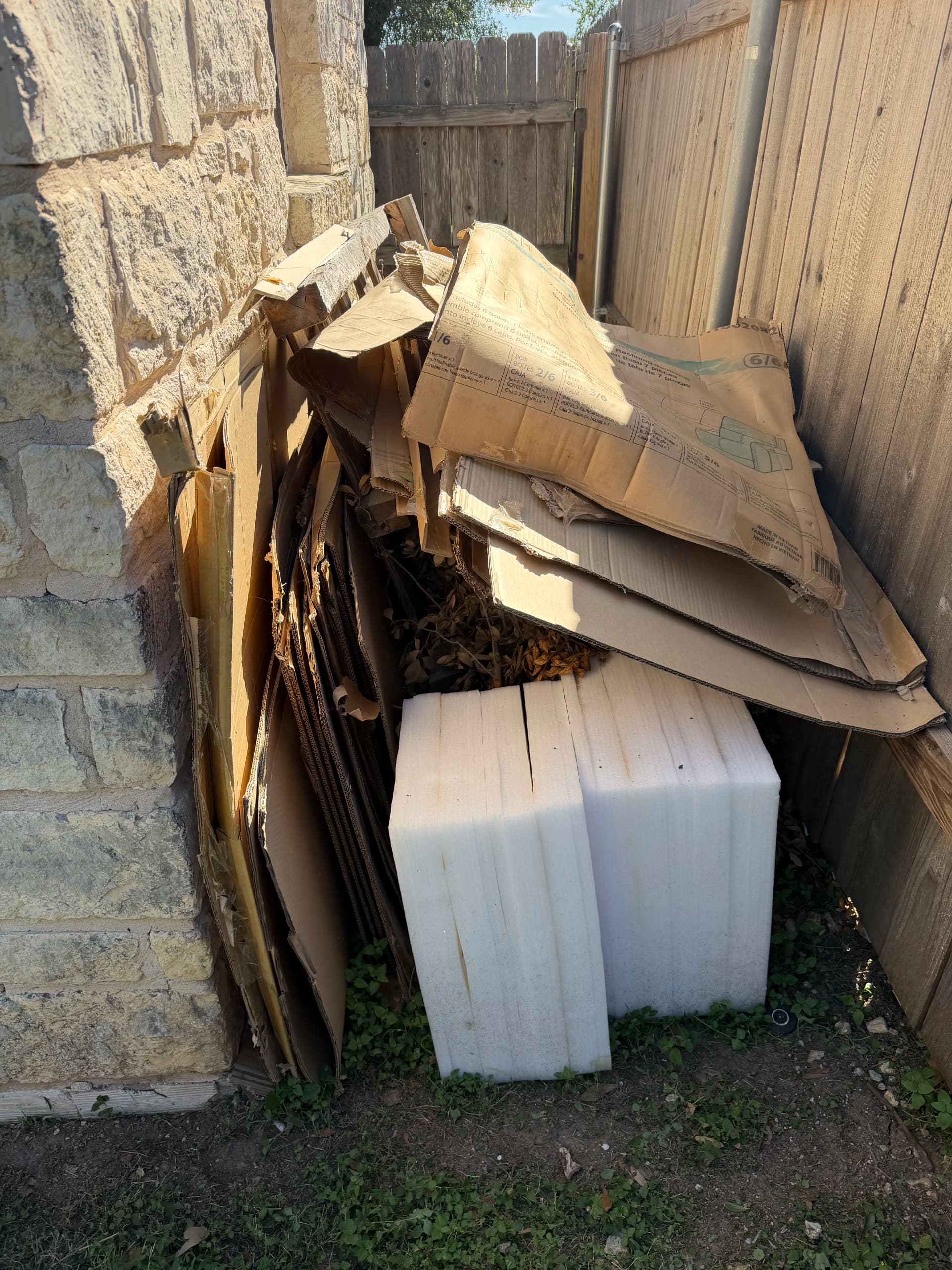 Backyard Cleanout Clears the Clutter in Pflugerville image