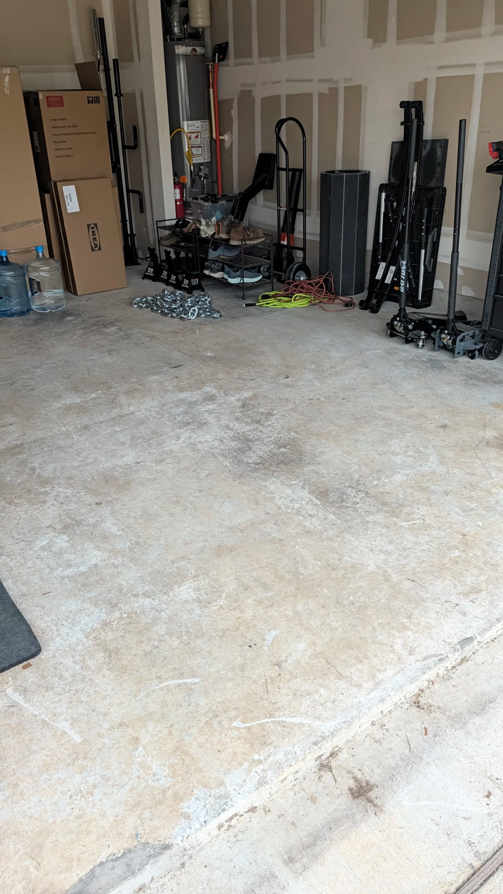 Gallery photos for Georgetown Garage Cleanout Turns Chaos Into Open Floor Space: Image #1